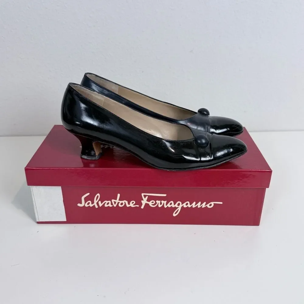 Salvatore Ferragamo Vintage Navy Black Patent Leather Kitten Heels 6.5 IOB